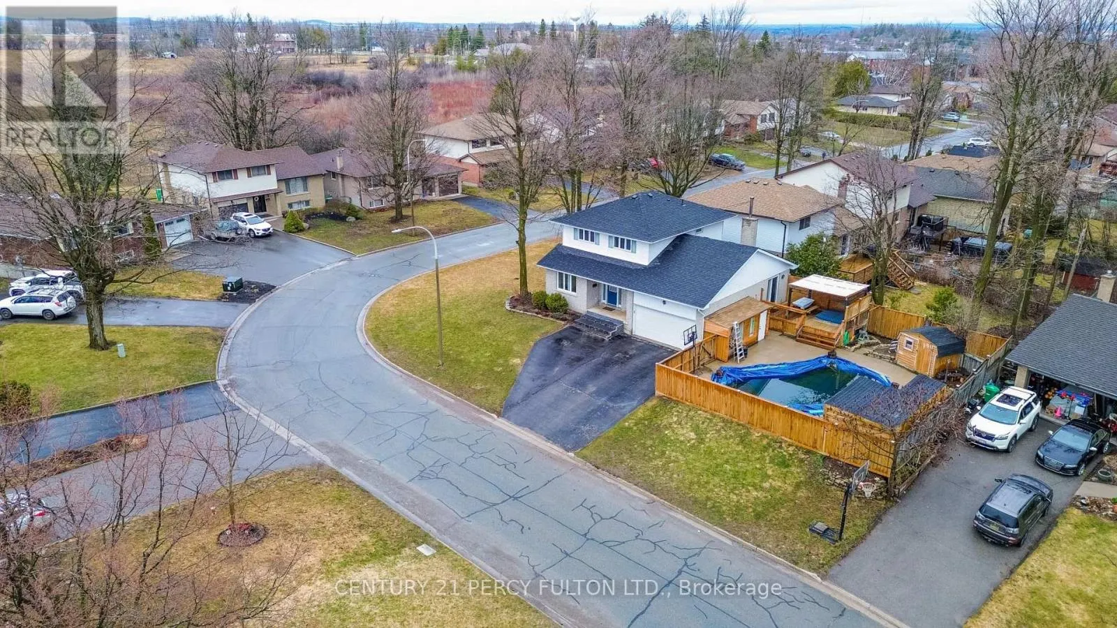 1853 MAPLERIDGE DRIVE