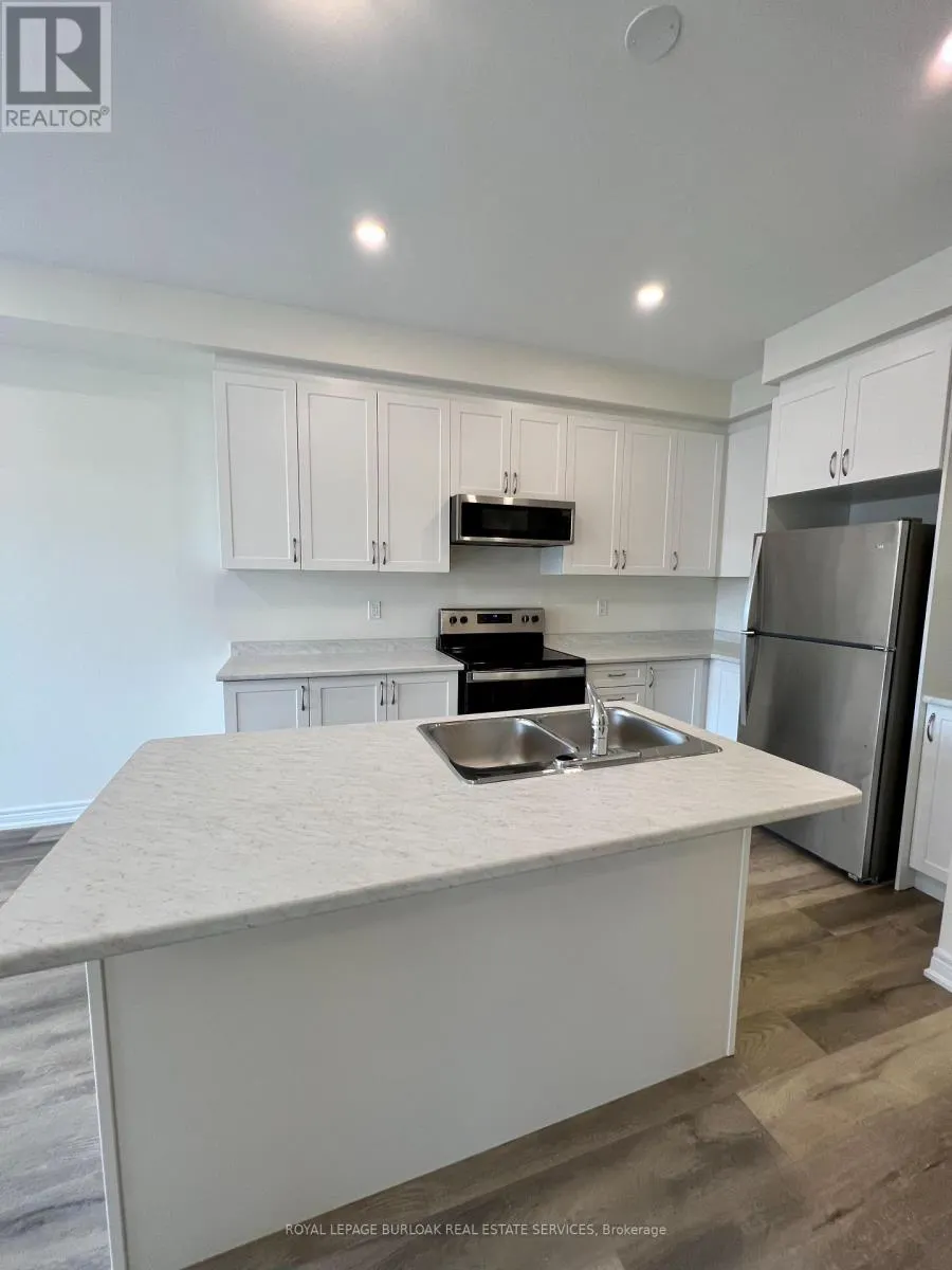 7 - 40 ZINFANDEL DRIVE