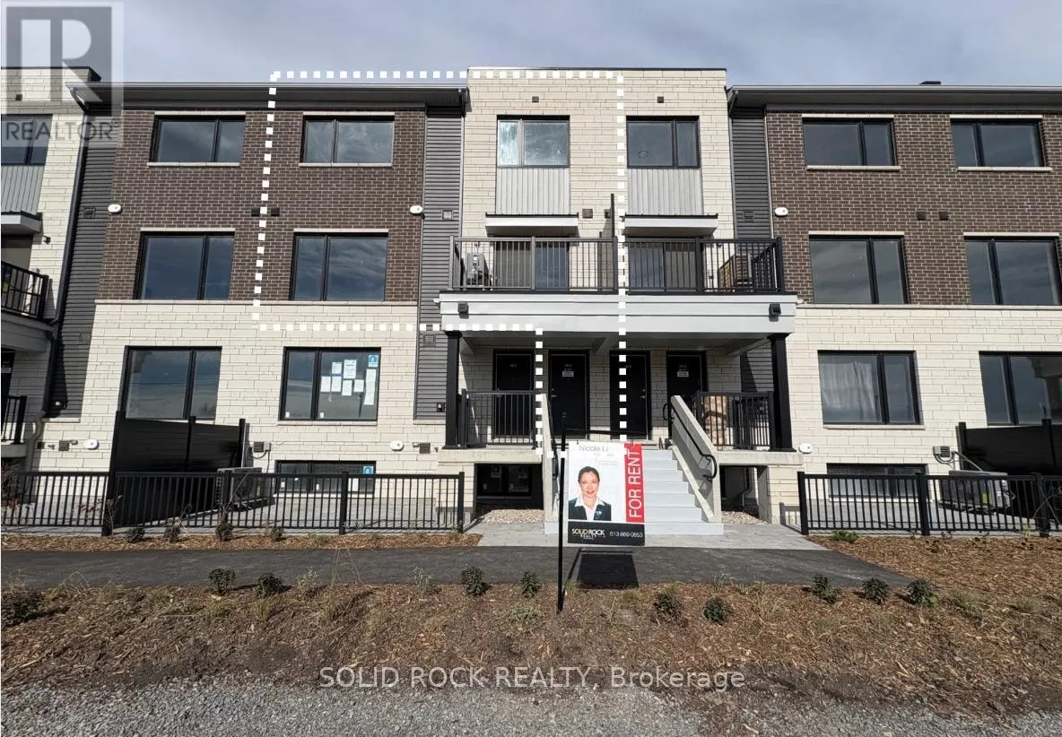 18 - 1001 GLENROY GILBERT DRIVE