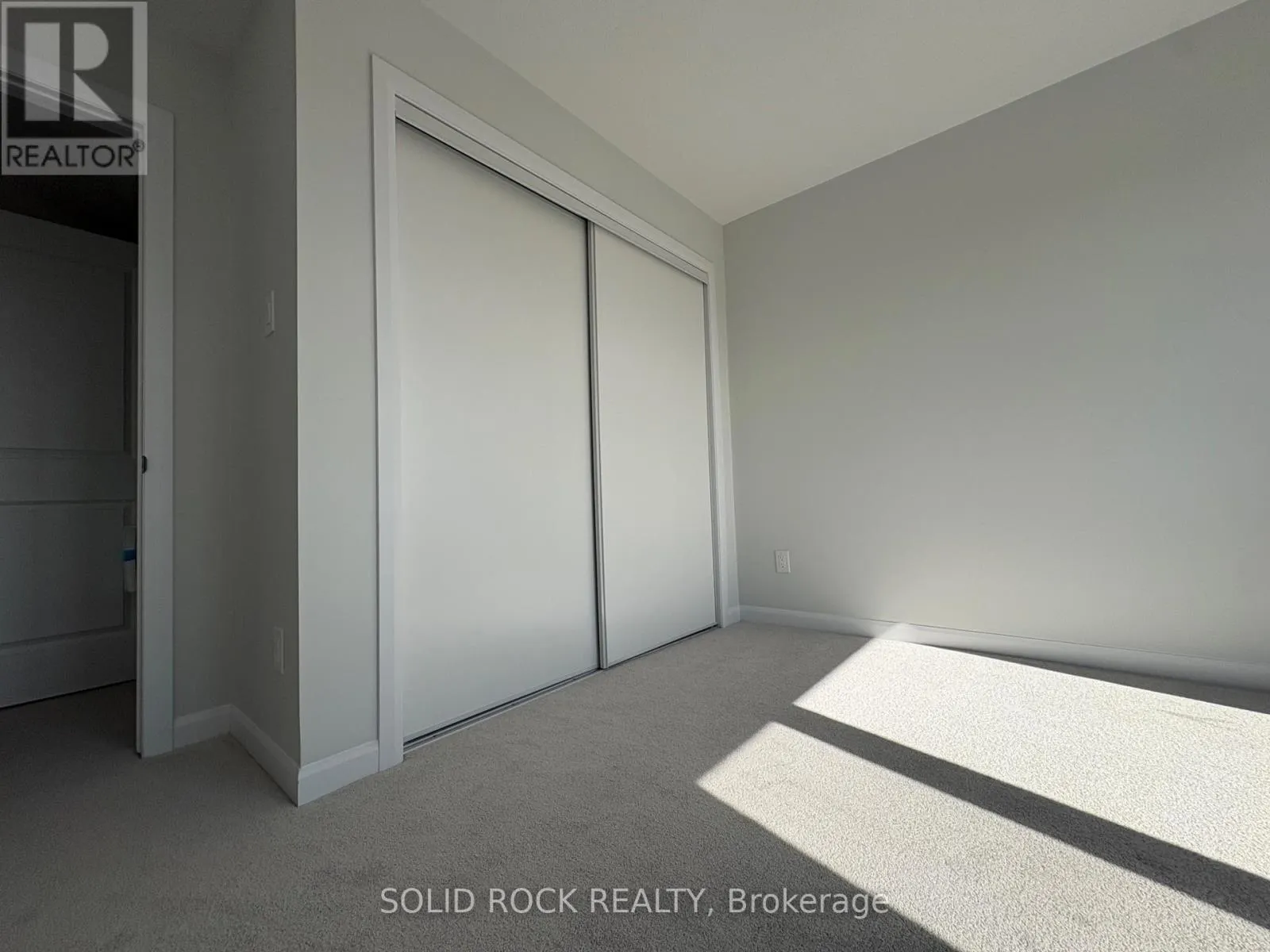 18 - 1001 GLENROY GILBERT DRIVE