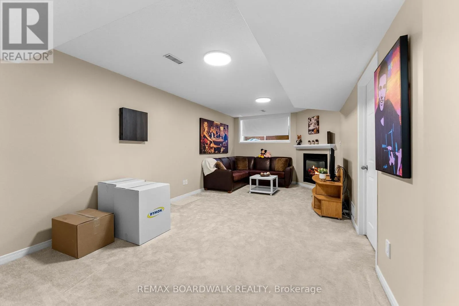 302 STATEWOOD DRIVE