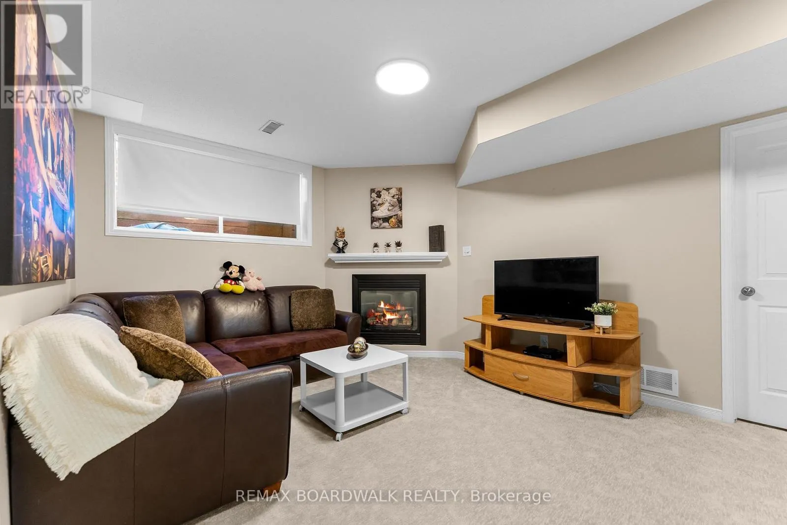 302 STATEWOOD DRIVE