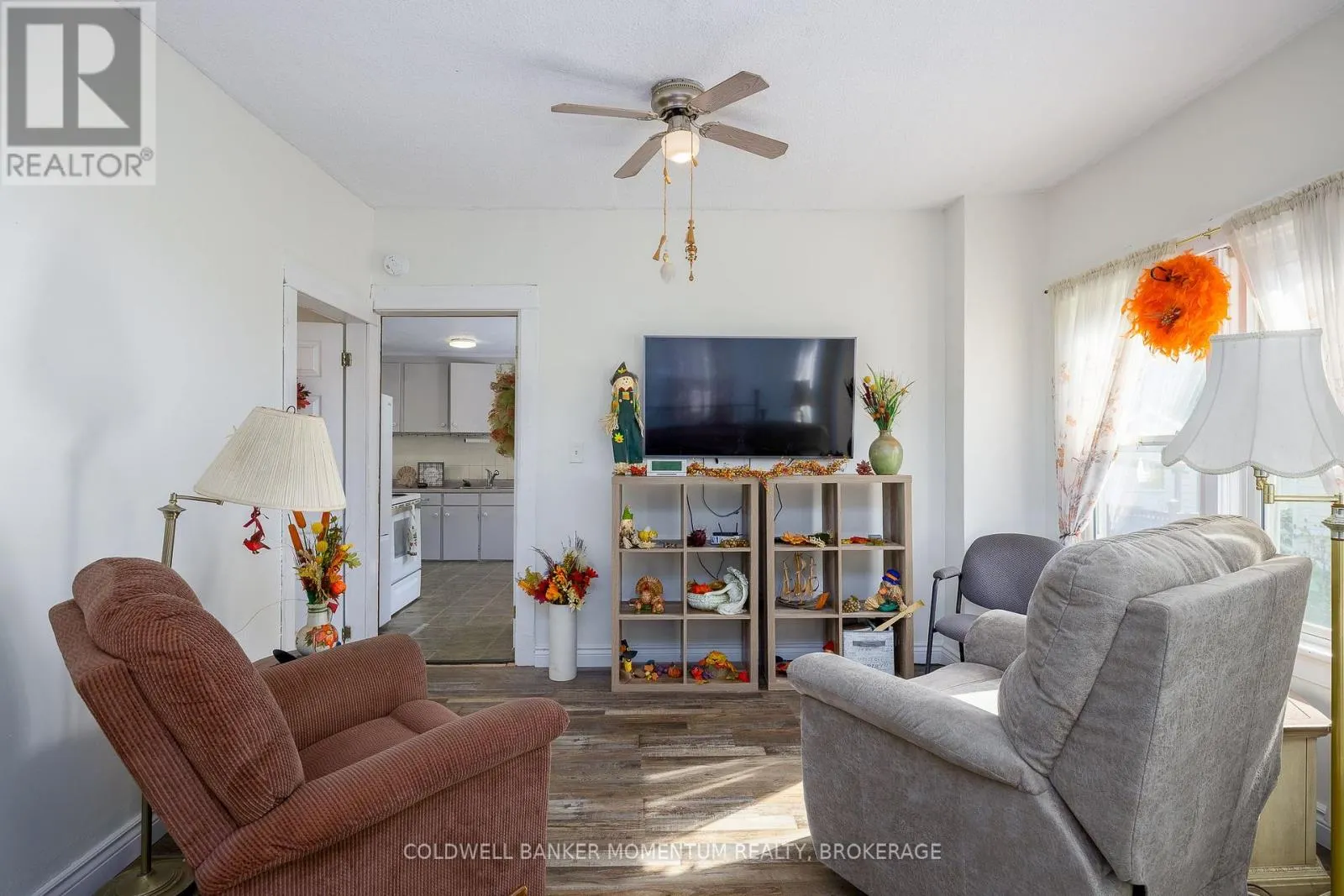 5542 HIGHLAND AVENUE