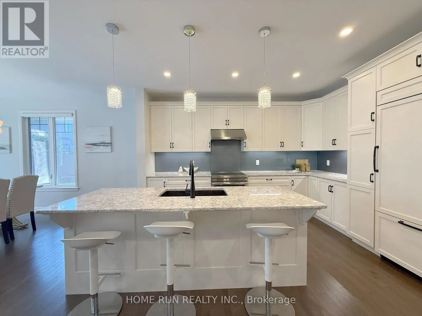 322 LYSANDER PLACE