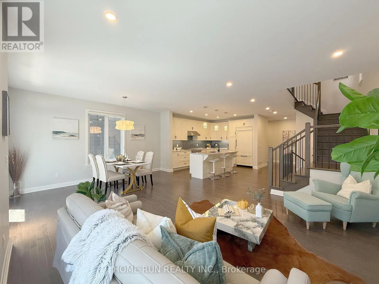 322 LYSANDER PLACE