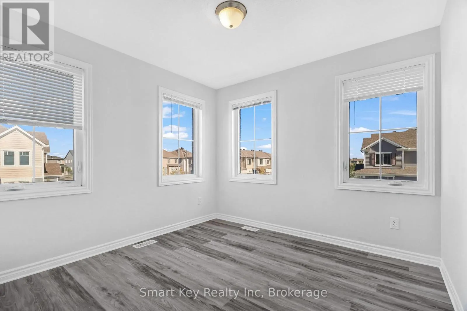 425 APHELION CRESCENT