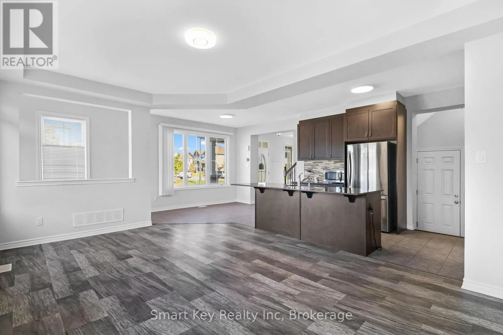 425 APHELION CRESCENT