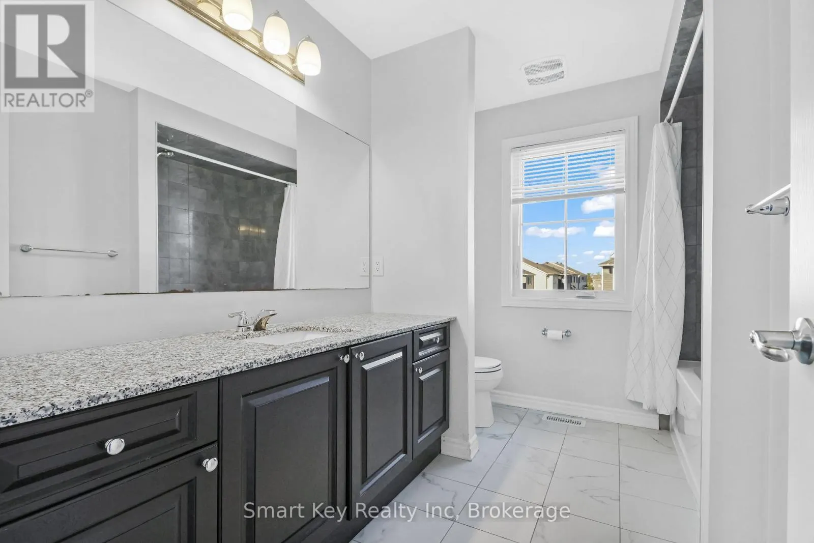 425 APHELION CRESCENT