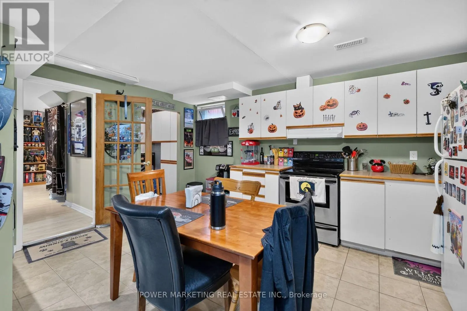 2213 FILLMORE CRESCENT