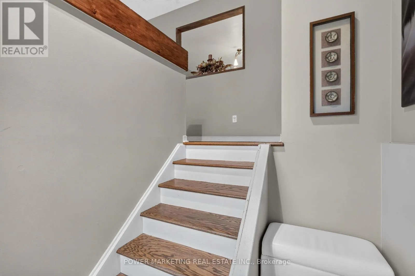 2213 FILLMORE CRESCENT