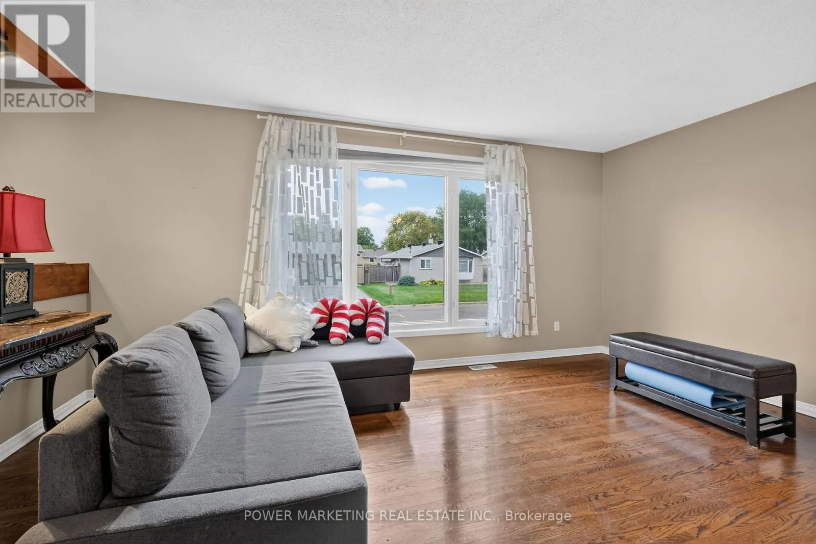2213 FILLMORE CRESCENT