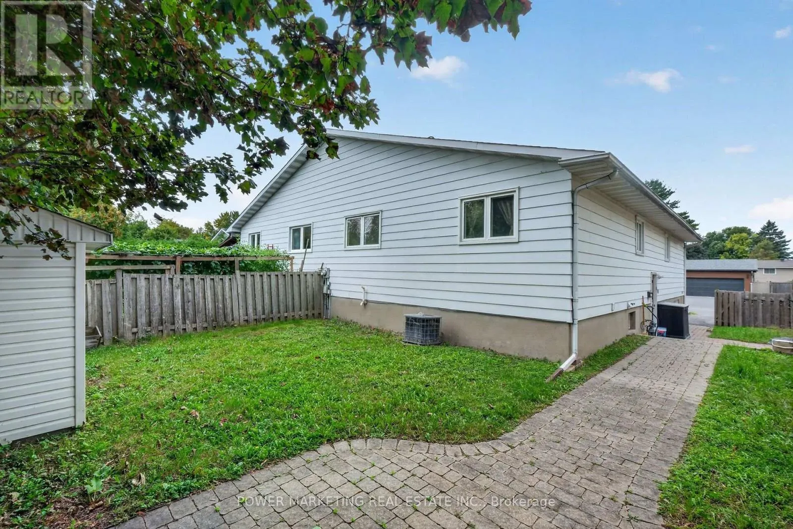 2213 FILLMORE CRESCENT