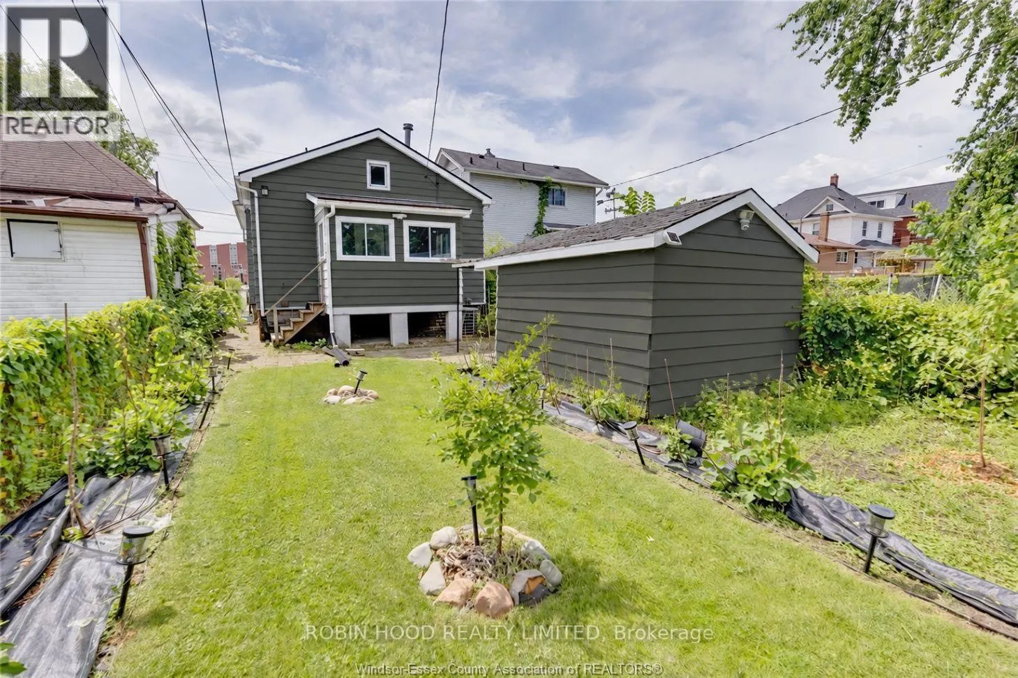 1108 ASSUMPTION STREET