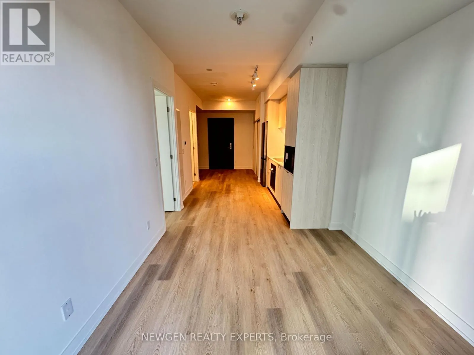 1415 - 101 JOHN STREET N