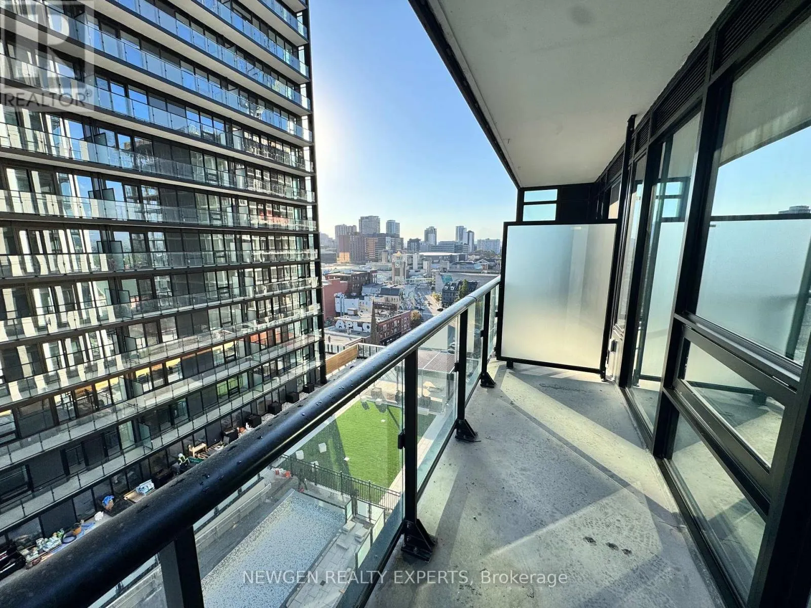 1415 - 101 JOHN STREET N