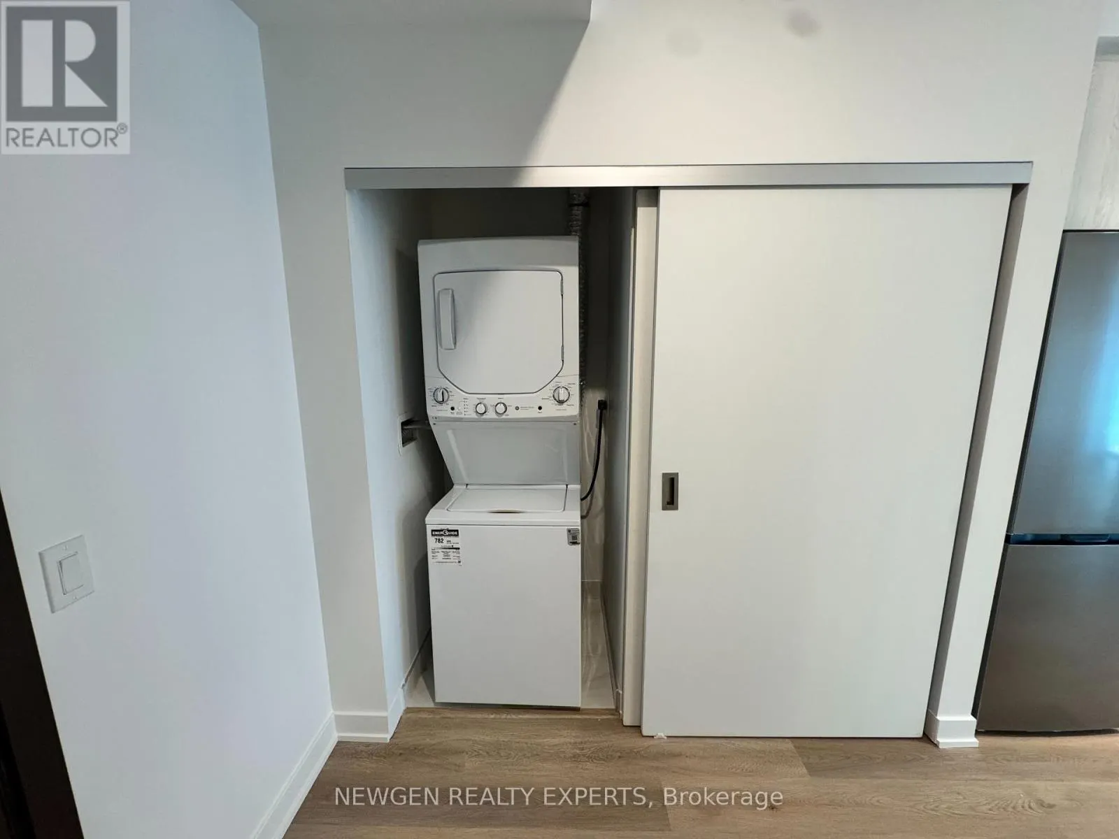1415 - 101 JOHN STREET N
