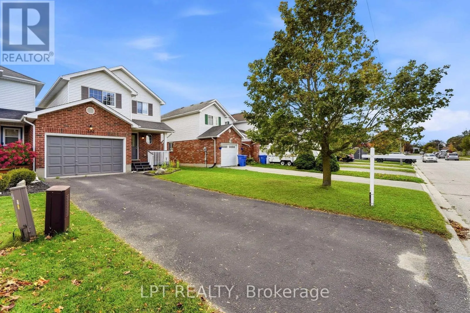 232 TAIT CRESCENT