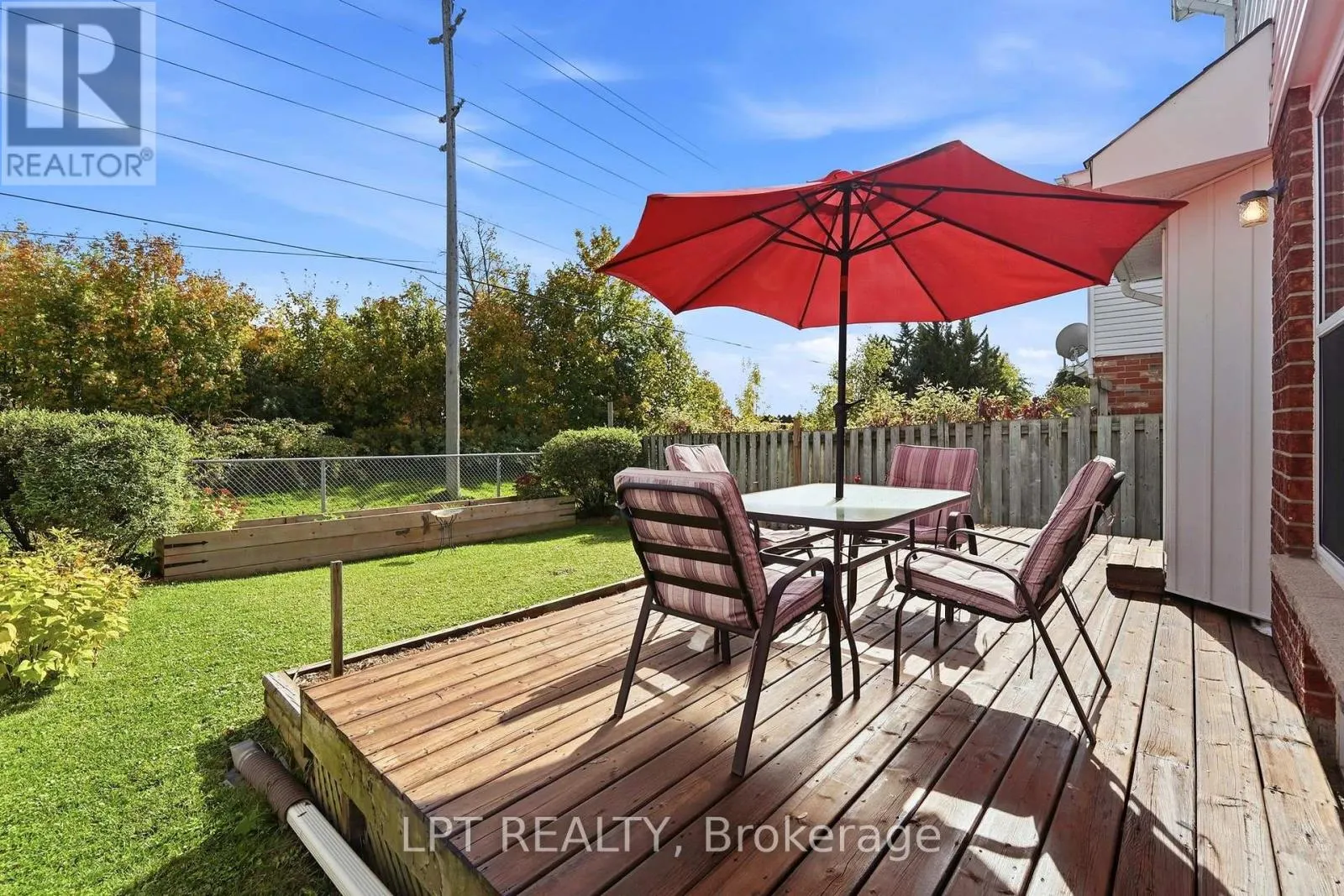 232 TAIT CRESCENT