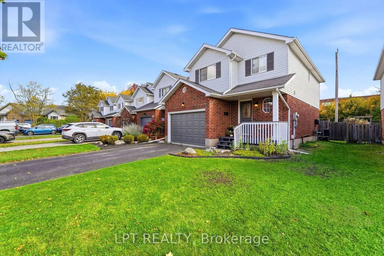 232 TAIT CRESCENT