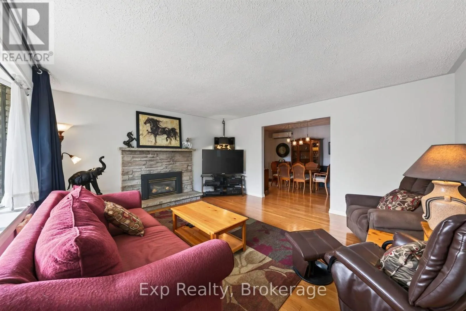20 WESTMOUNT COURT