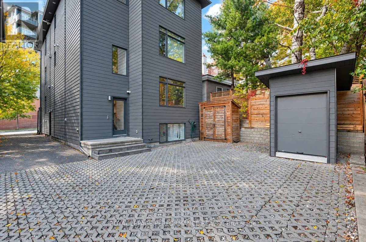 574 BYRON AVENUE