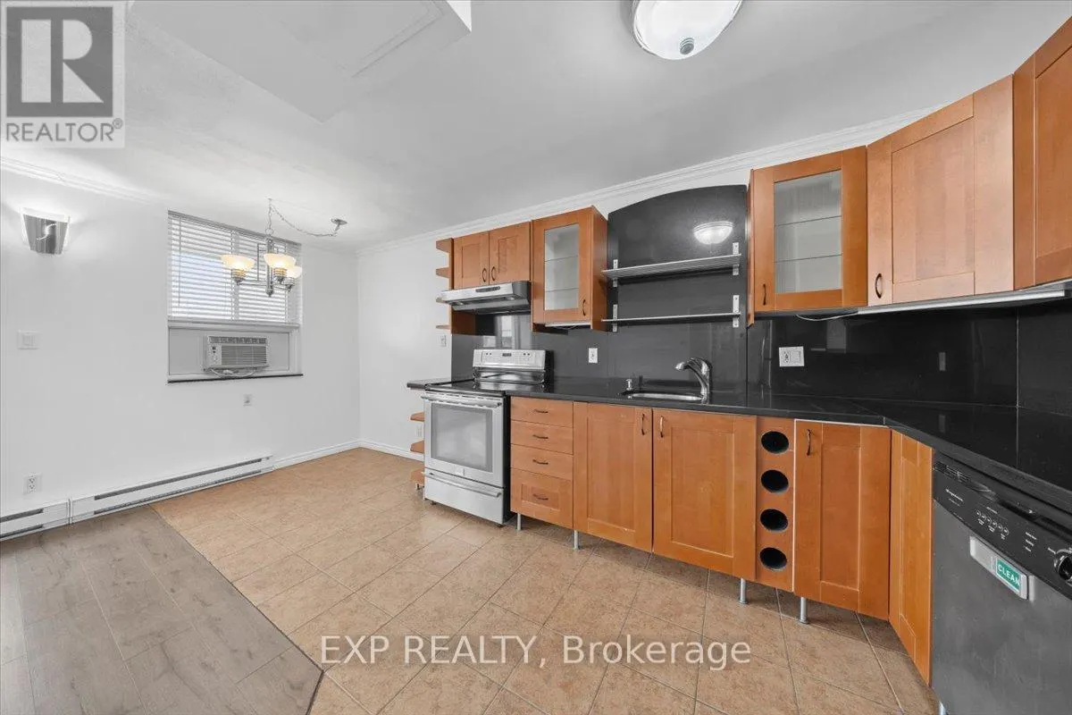 1517 - 2000 JASMINE CRESCENT