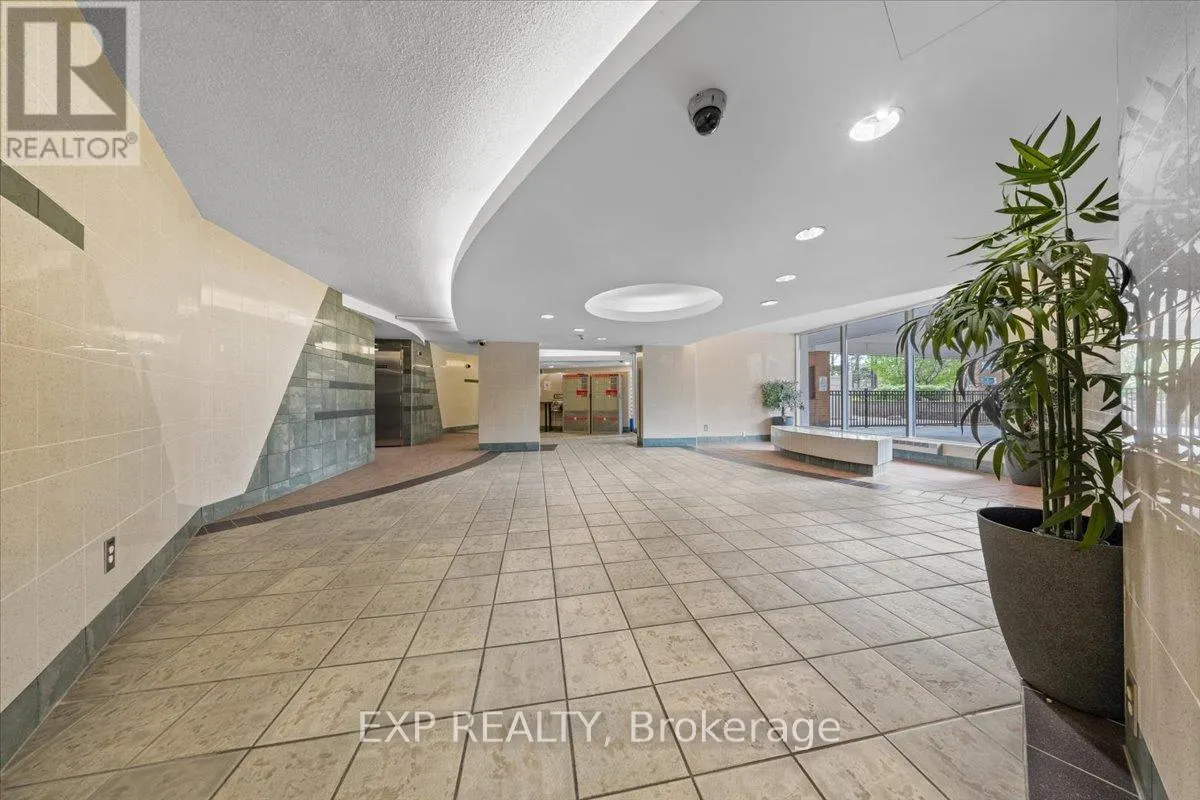 1517 - 2000 JASMINE CRESCENT