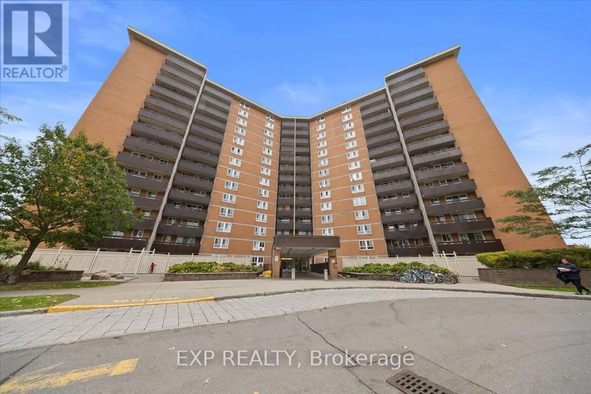 1517 - 2000 JASMINE CRESCENT