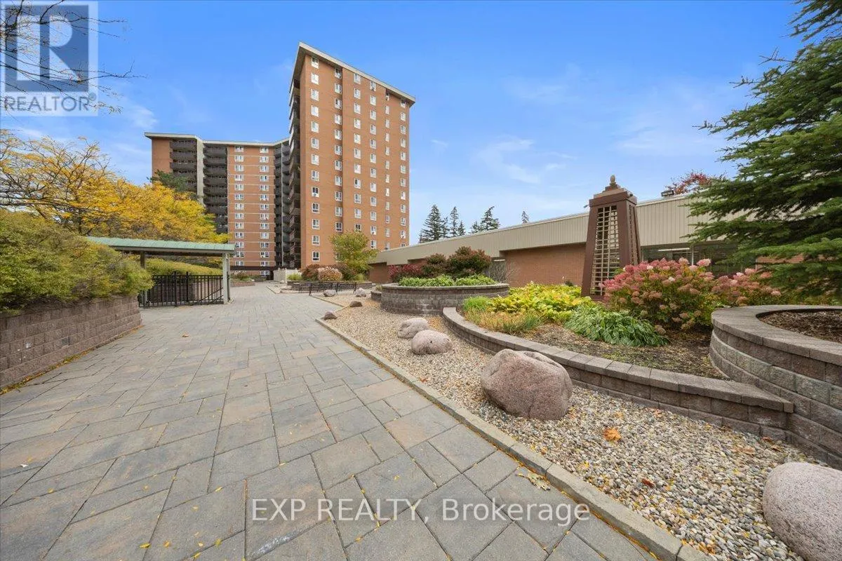 1517 - 2000 JASMINE CRESCENT
