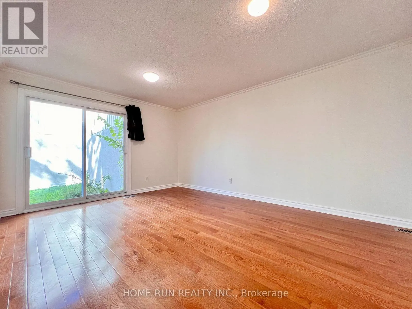 54 - 3240 SOUTHGATE ROAD W