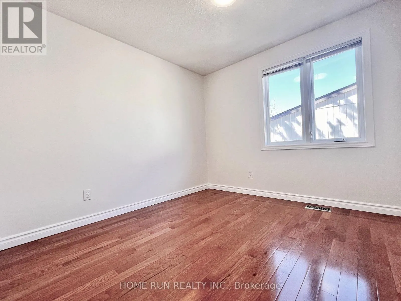54 - 3240 SOUTHGATE ROAD W