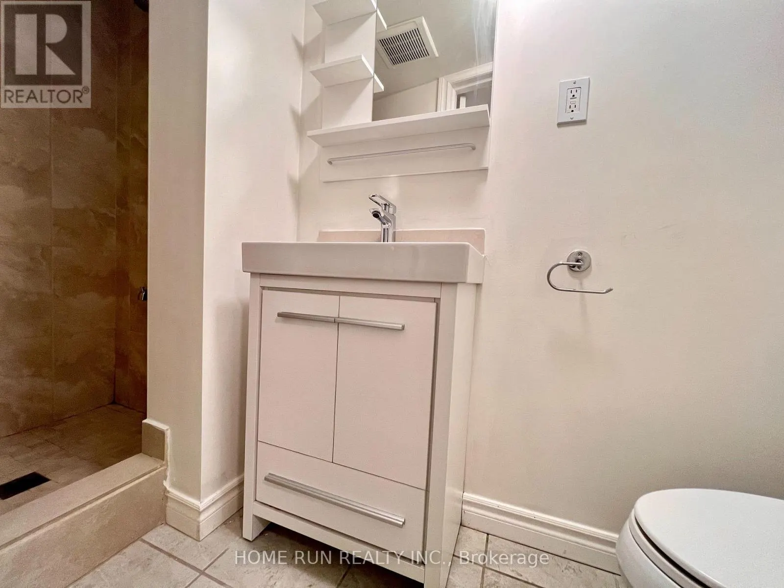 54 - 3240 SOUTHGATE ROAD W