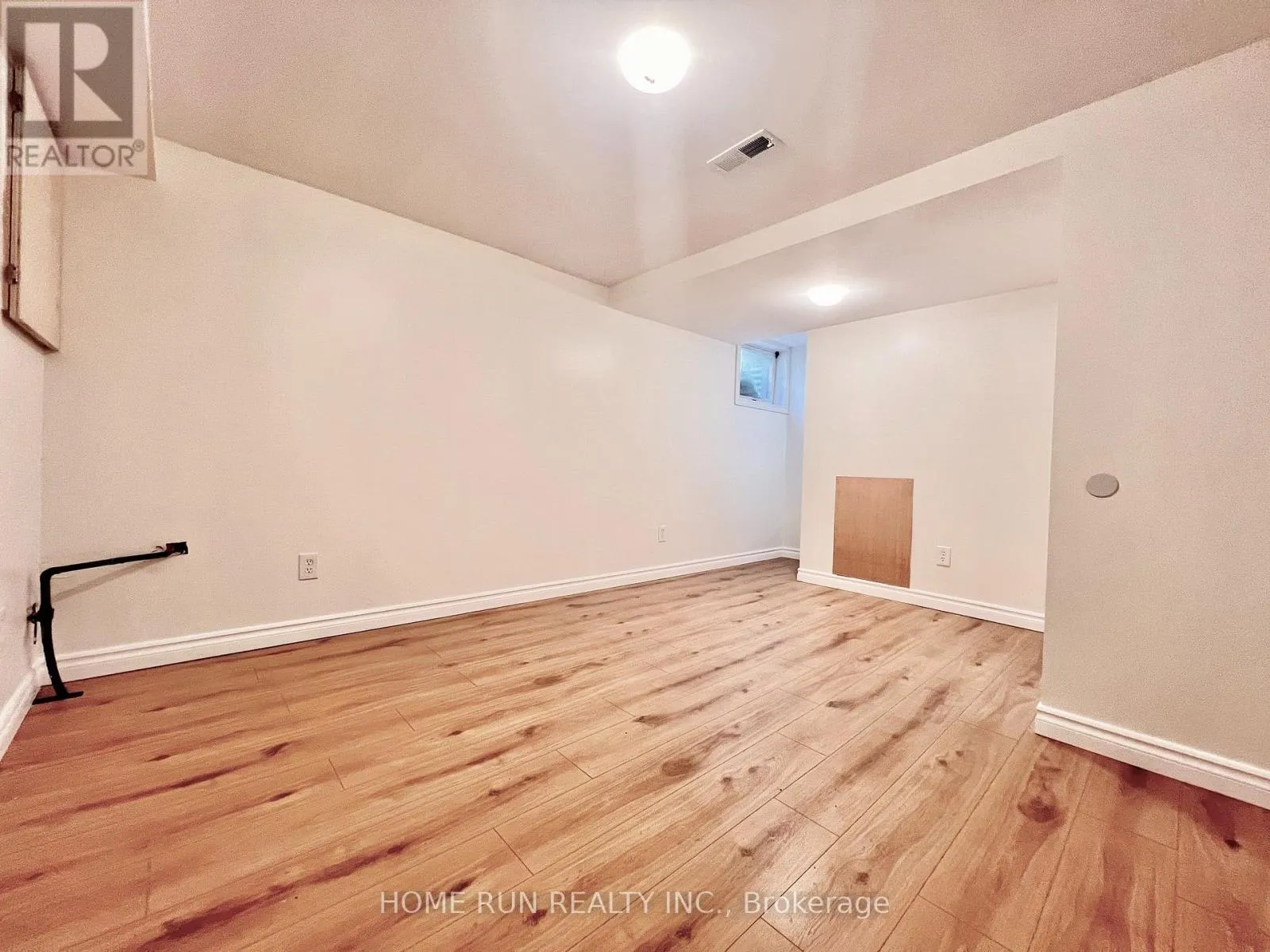 54 - 3240 SOUTHGATE ROAD W