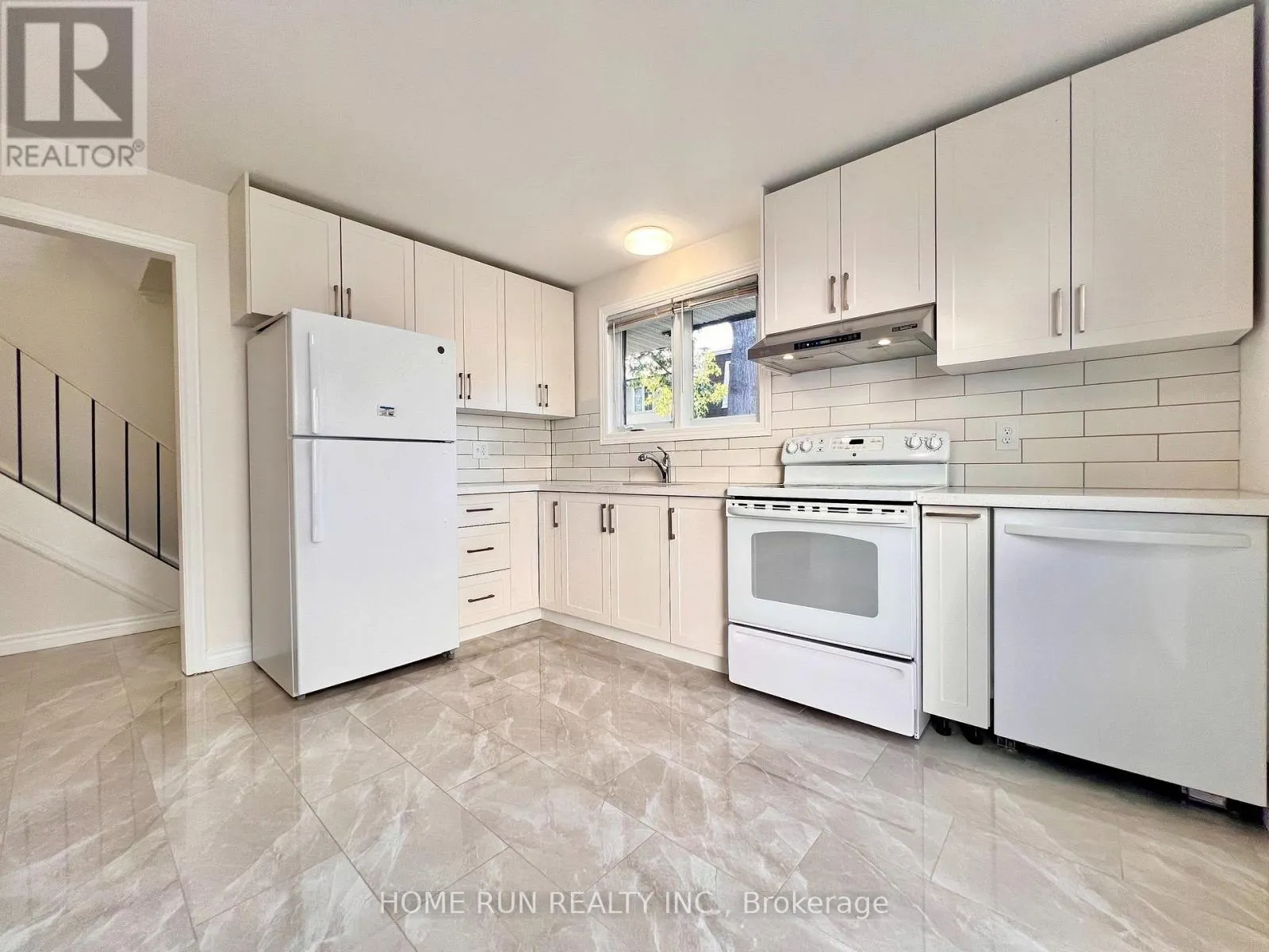 54 - 3240 SOUTHGATE ROAD W