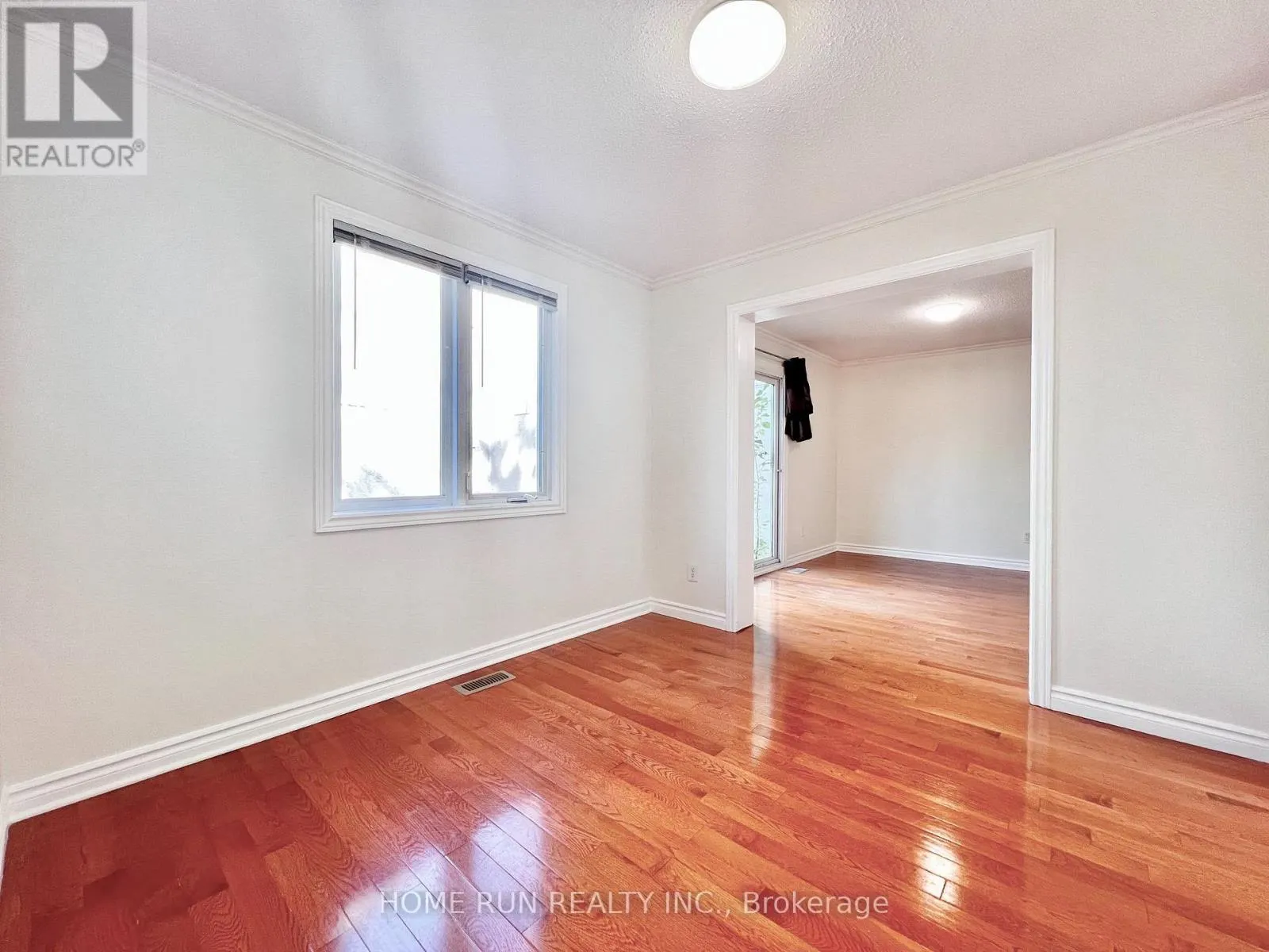 54 - 3240 SOUTHGATE ROAD W