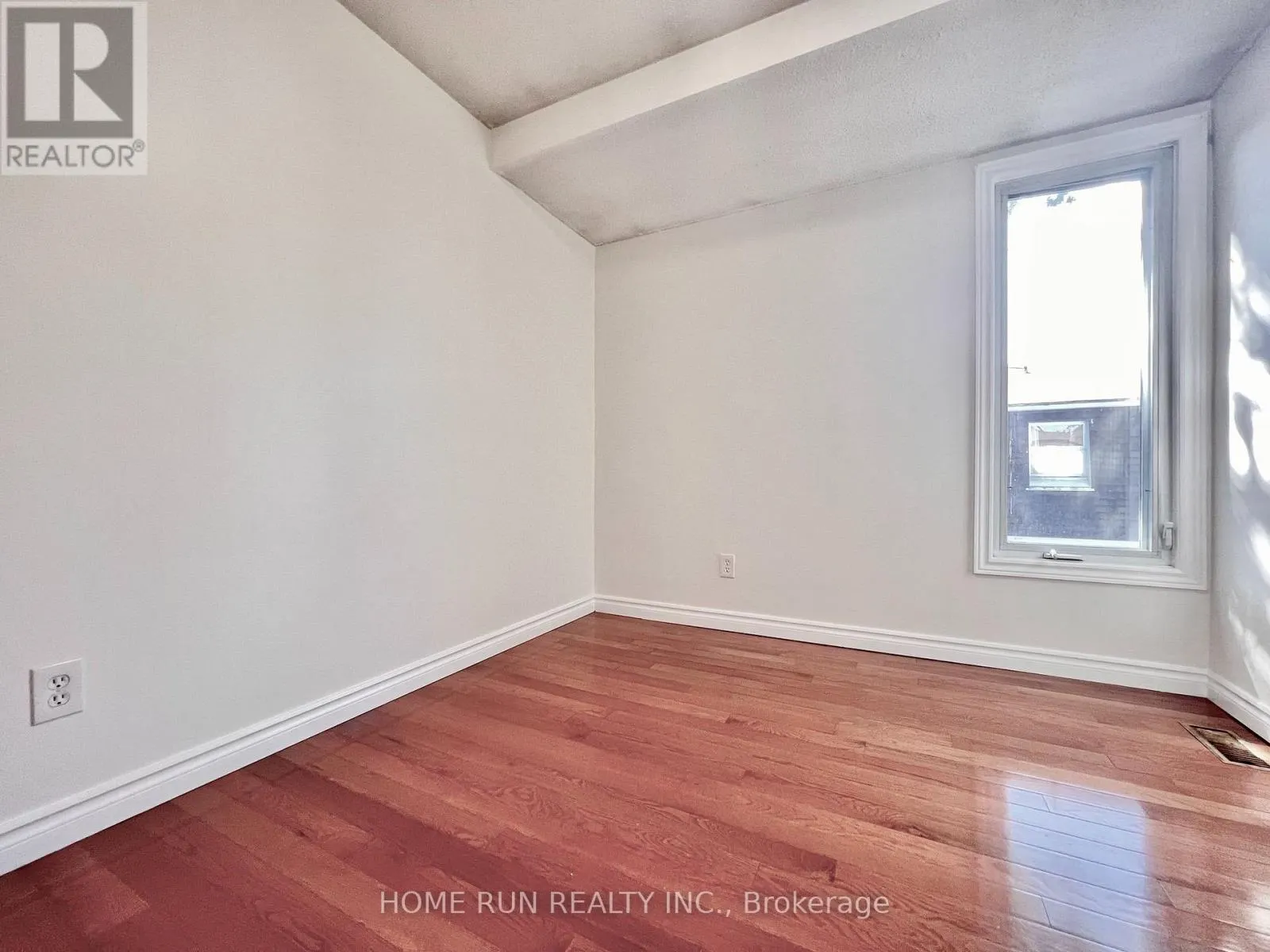 54 - 3240 SOUTHGATE ROAD W