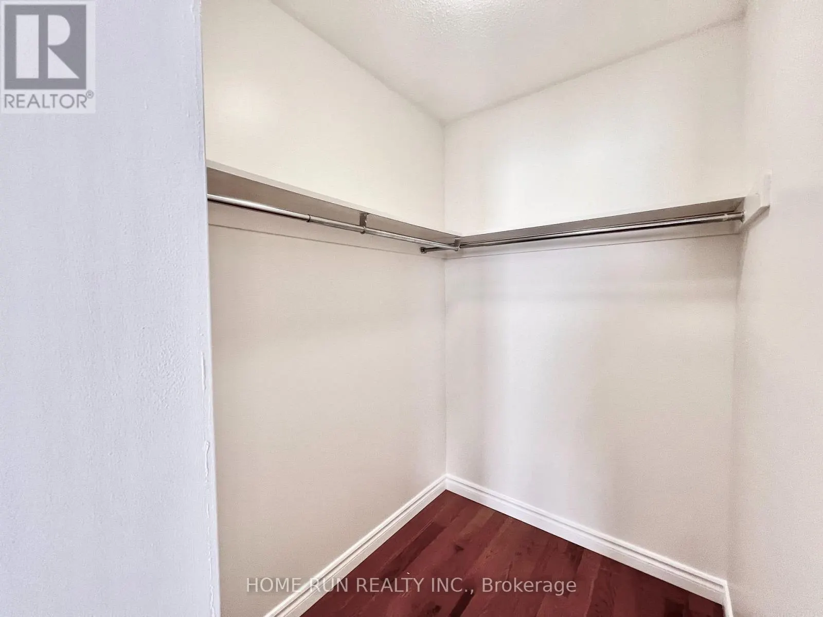54 - 3240 SOUTHGATE ROAD W