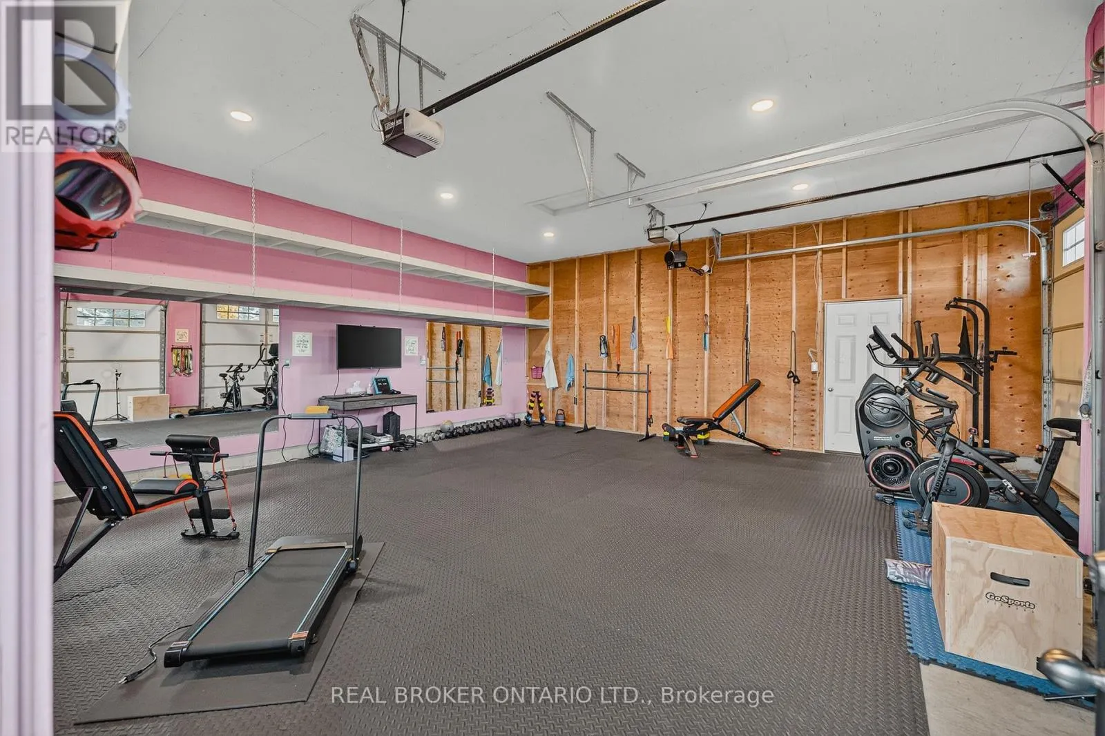 9161 WELLINGTON ROAD 5