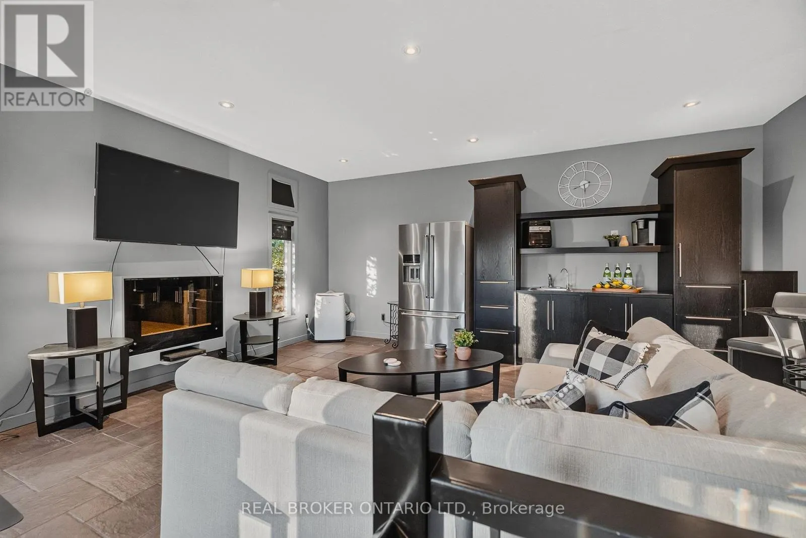 9161 WELLINGTON ROAD 5
