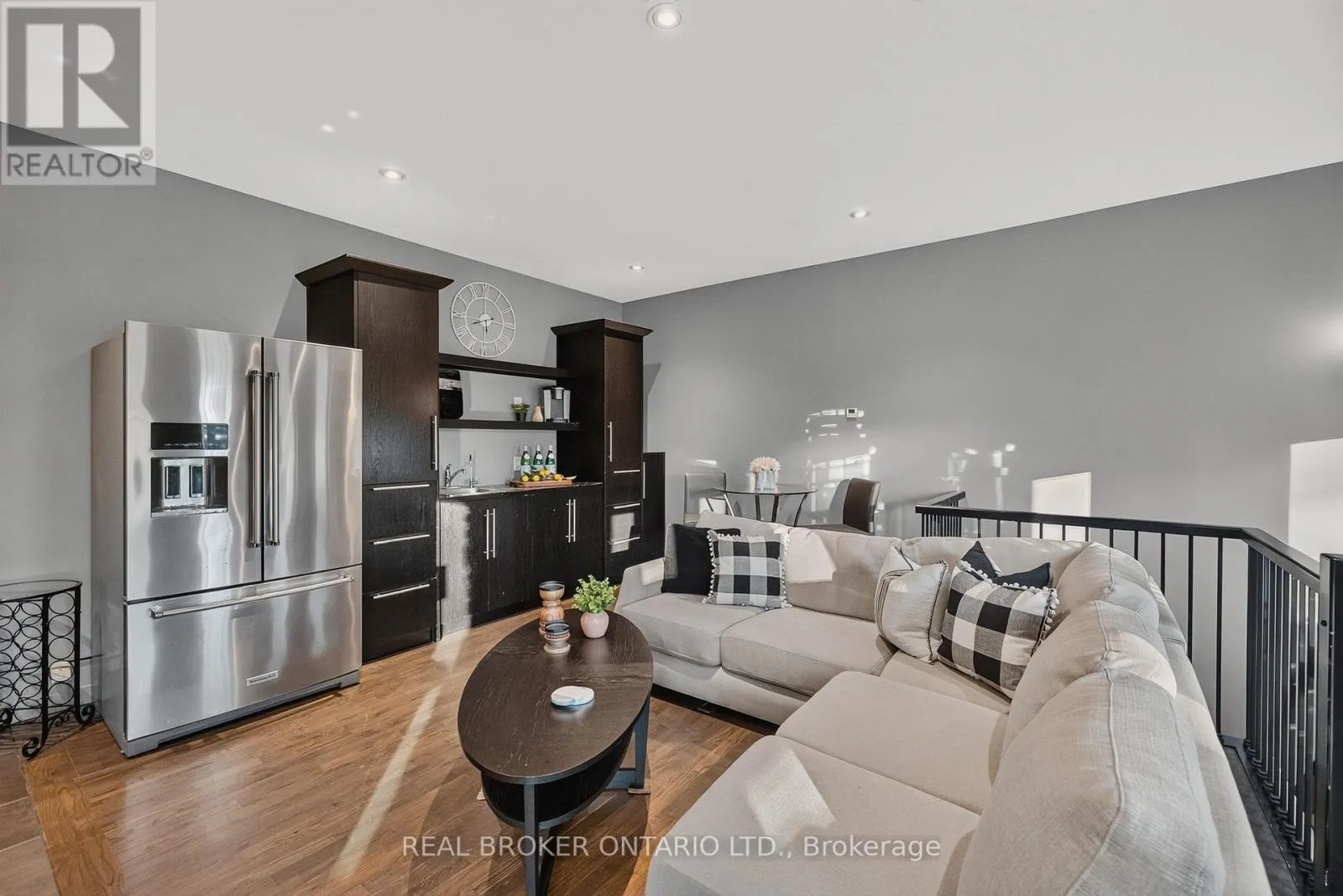 9161 WELLINGTON ROAD 5