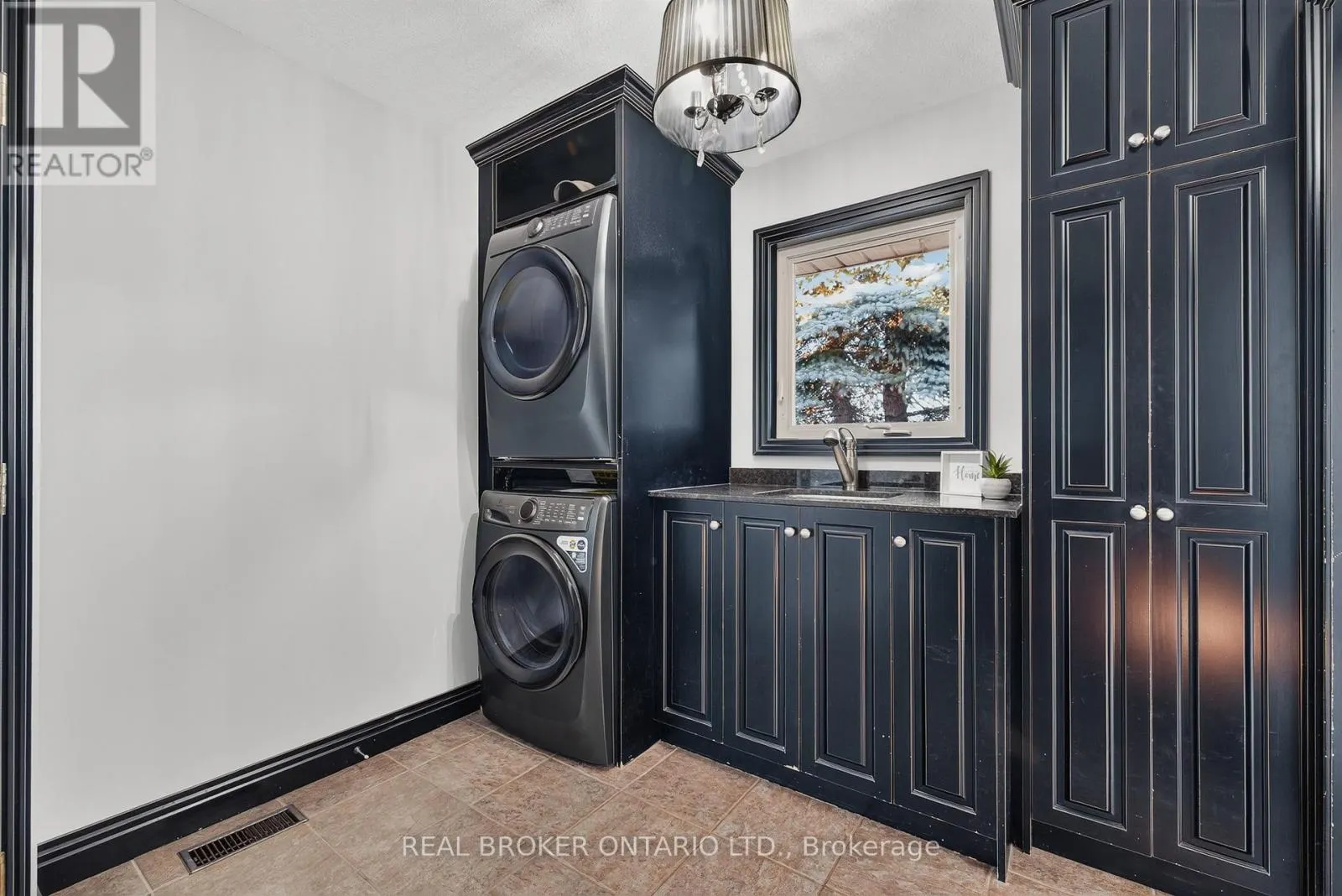 9161 WELLINGTON ROAD 5