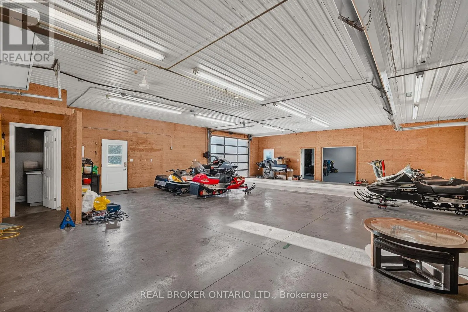 9161 WELLINGTON ROAD 5
