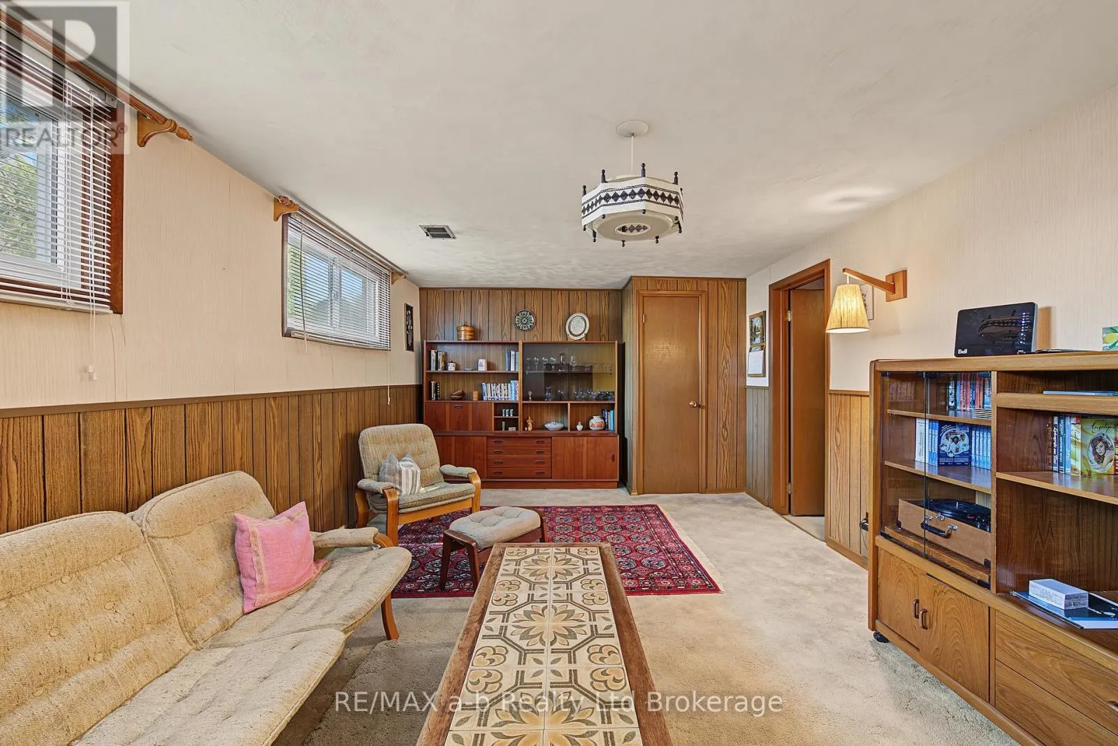 20 PINECREST AVENUE