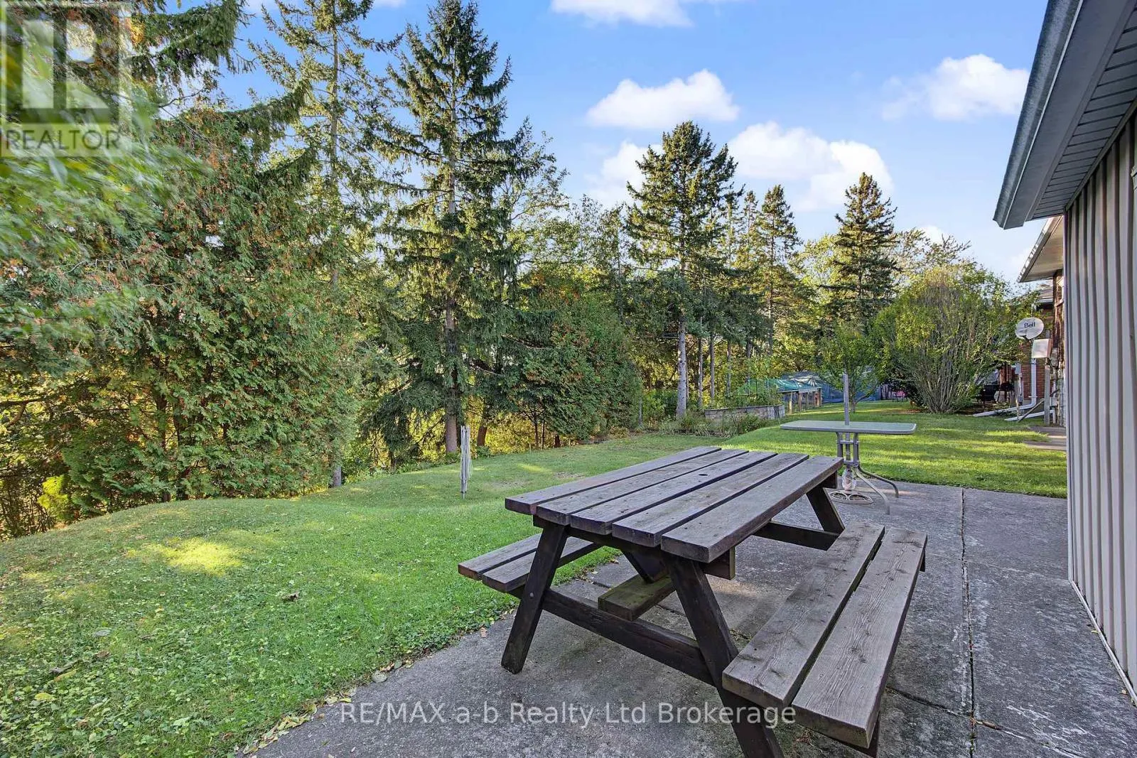 20 PINECREST AVENUE