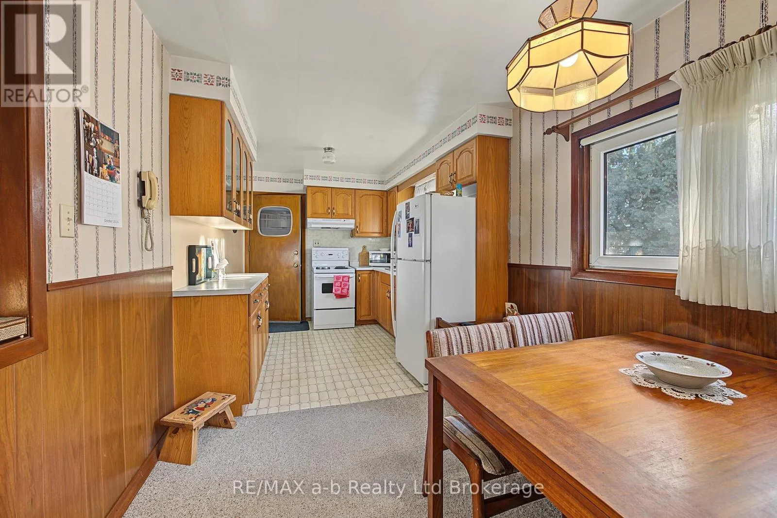 20 PINECREST AVENUE