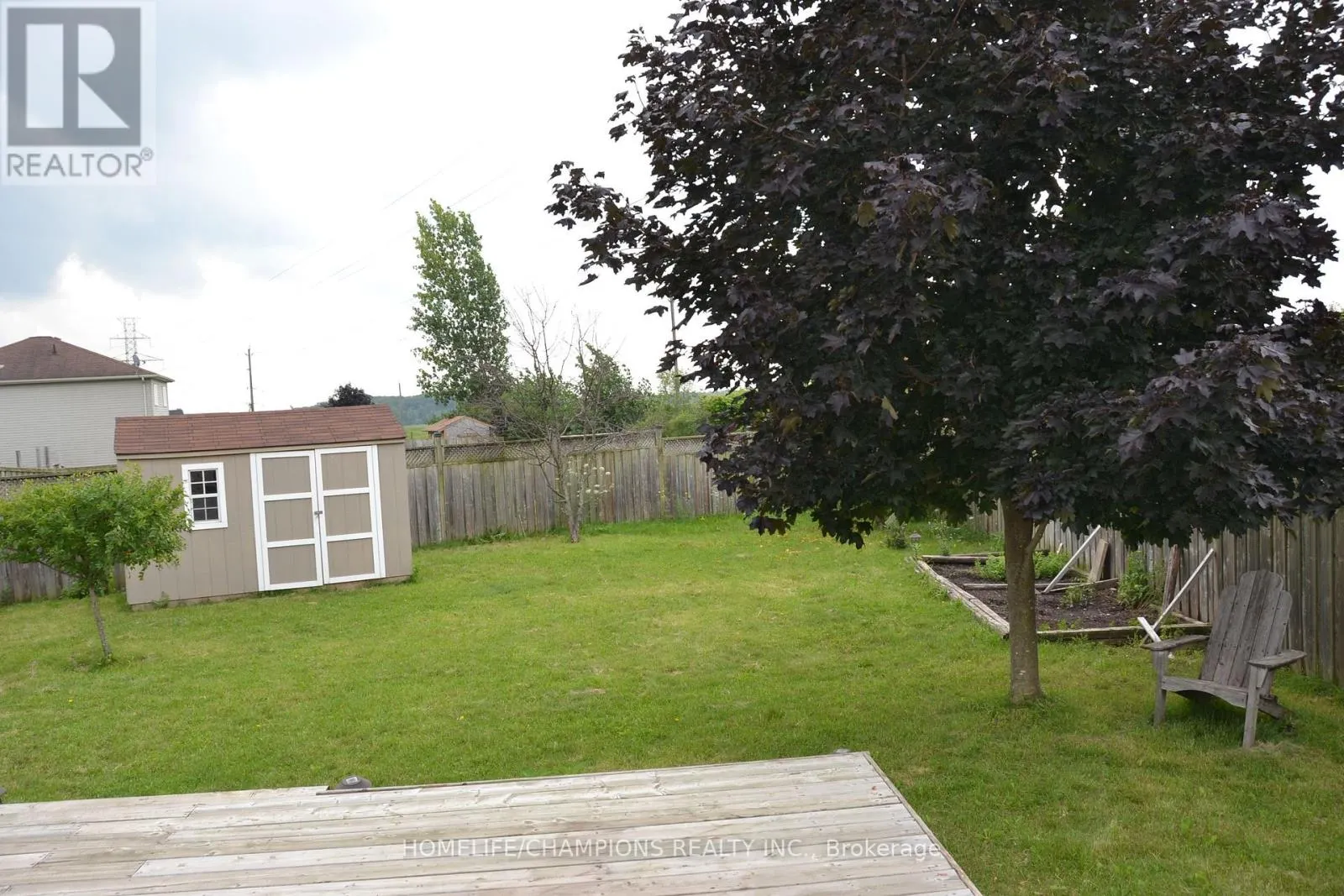 132 HENHOEFFER CRESCENT