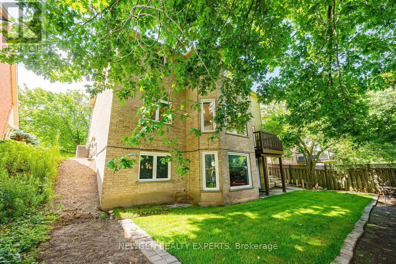 31 STOCK COURT