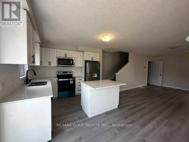 17 WILKINSON AVENUE