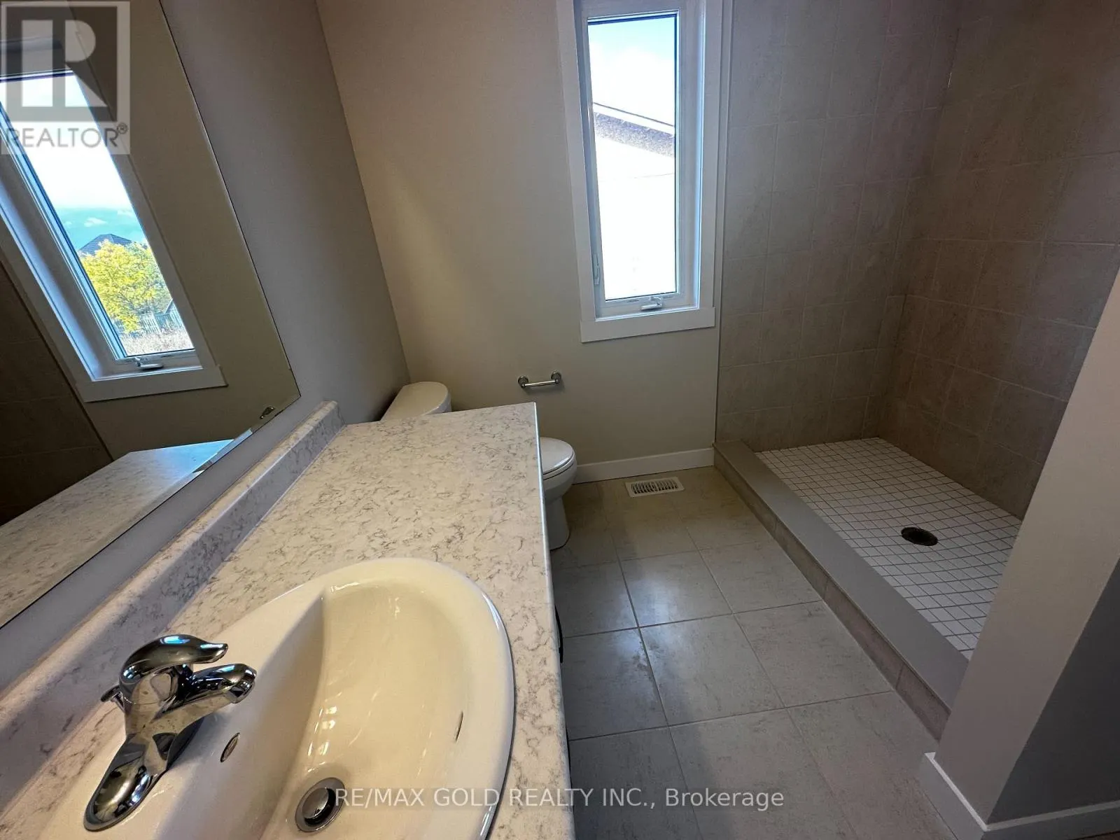 17 WILKINSON AVENUE