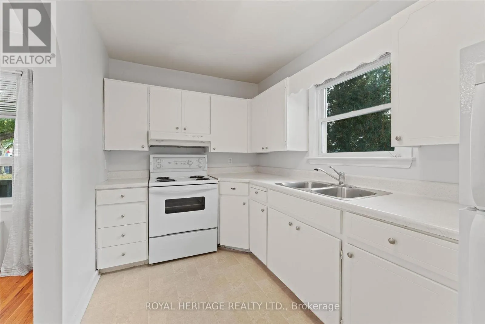 461 LAUZON ROAD
